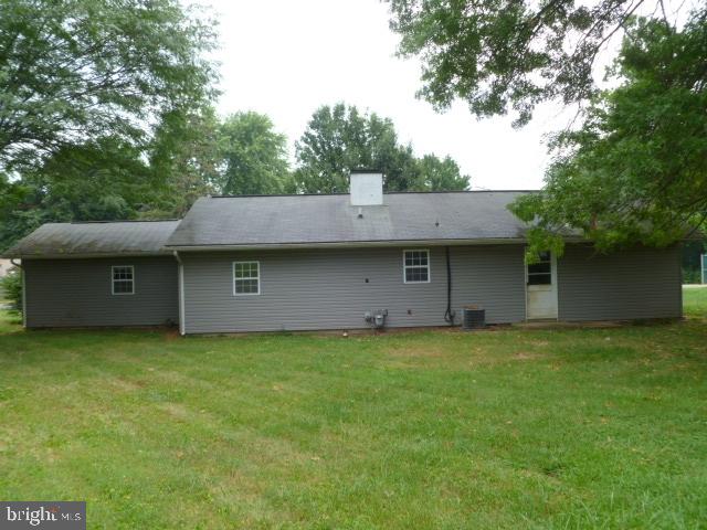 2001 Wabank Road Lancaster, PA 17603 - Photo 3 of 14 Gallery Image 3