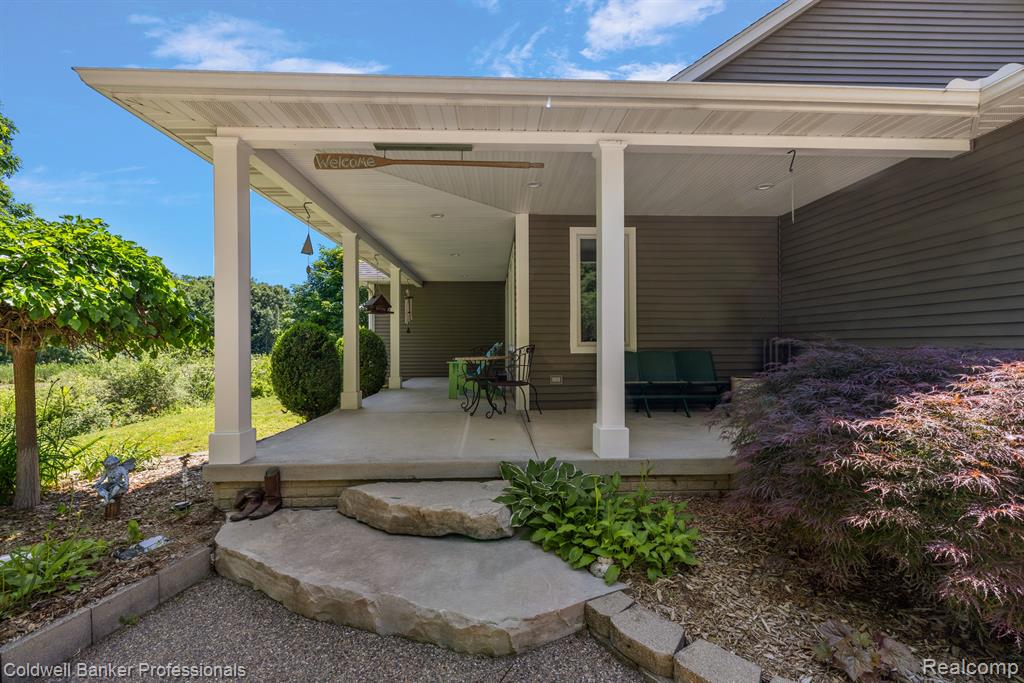3769 Scholtz Road Lapeer, MI 48446 - Photo 6 of 46