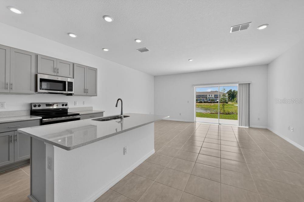 13223 Stable Place Parrish, FL 34219 - Photo 6 of 41