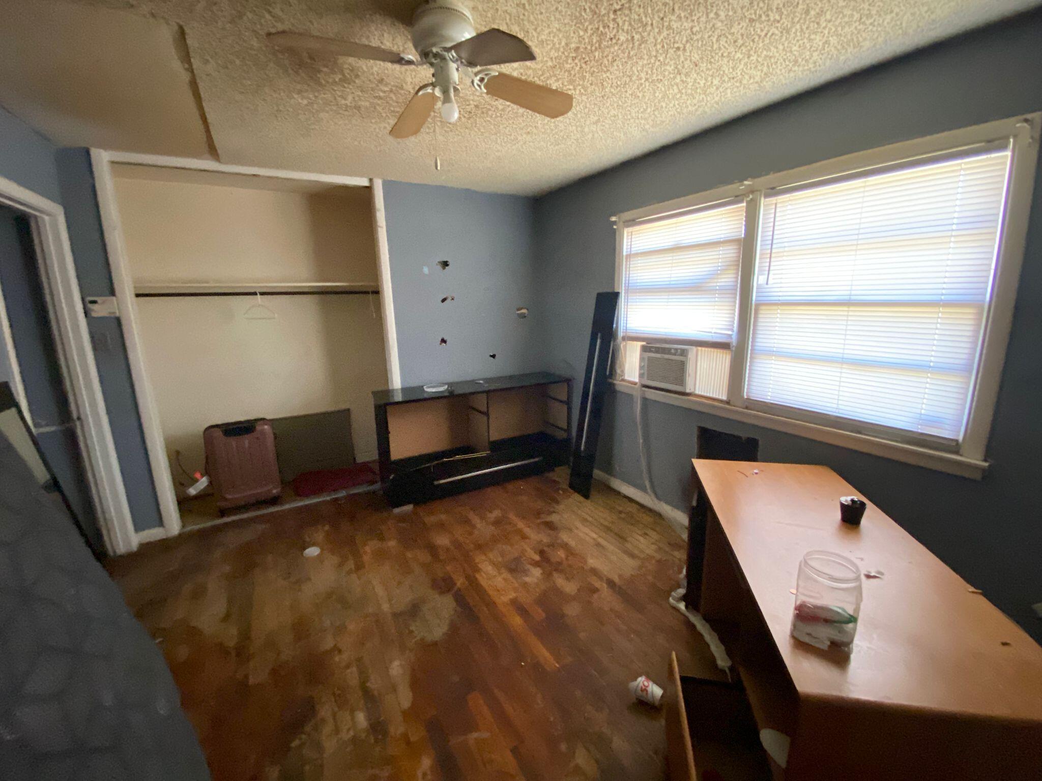 527 51st Street Lubbock, TX 79404 - Photo 16 of 25 16