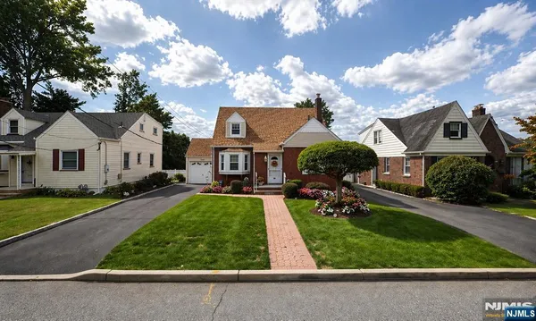 $540,000 | 59 Pershing Road, Clifton, NJ 07013