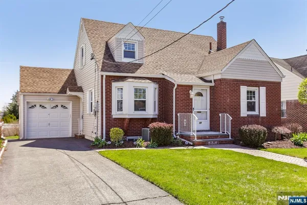 $540,000 | 59 Pershing Road, Clifton, NJ 07013