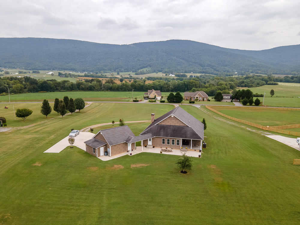 909 Hudlow Road Dunlap, TN 37327 - Photo 3 of 46 PANORAMIC VIEWS