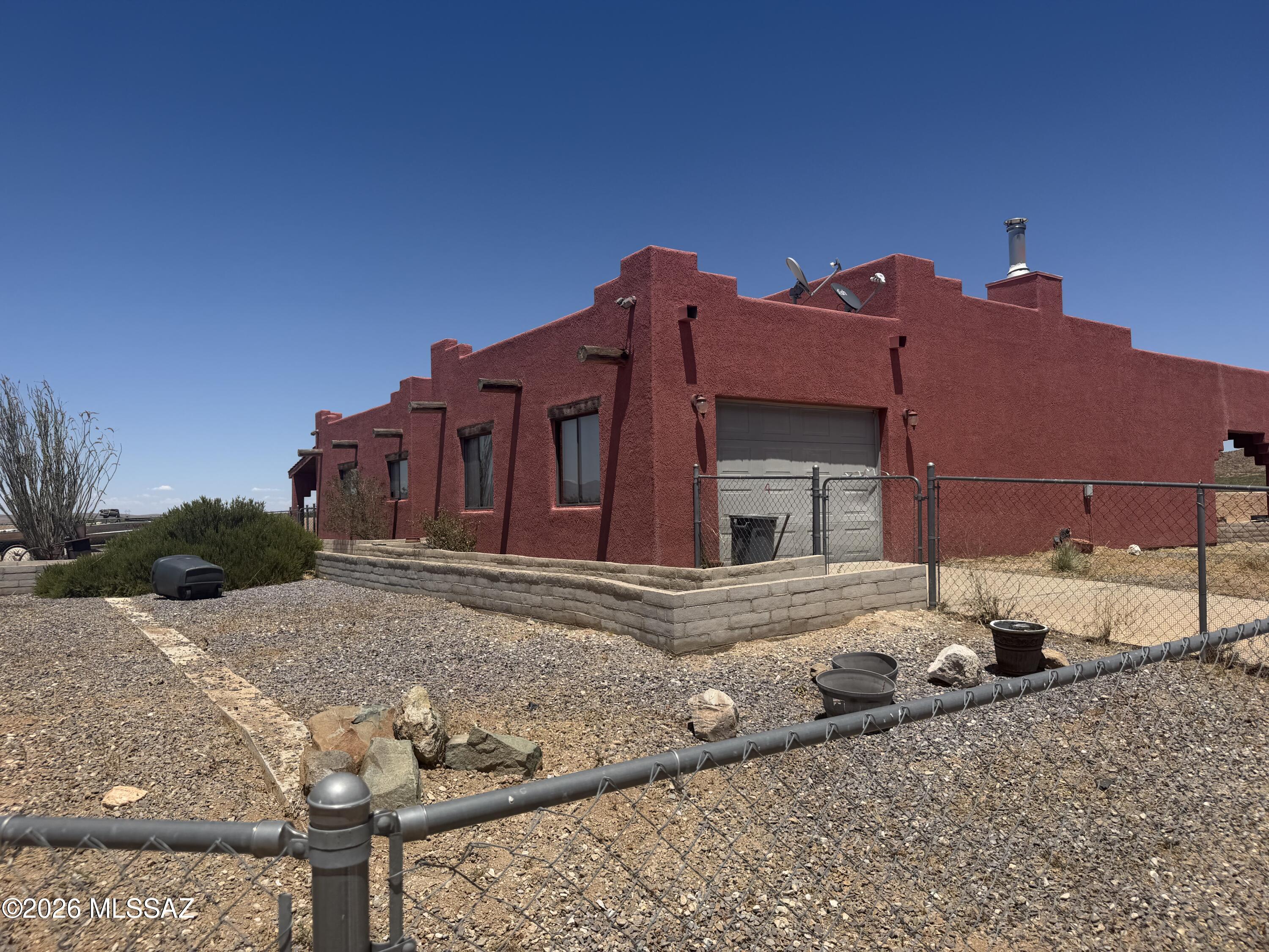 3318 East Page Ranch Road Willcox, AZ 85643 - Photo 9 of 25 IMG_1875