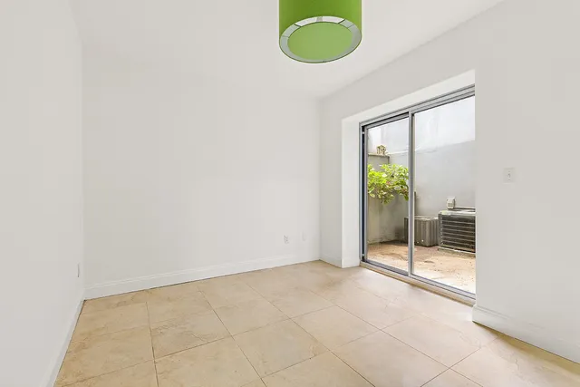 $899,000 | 231 16th Street, Unit 1A | Park Slope