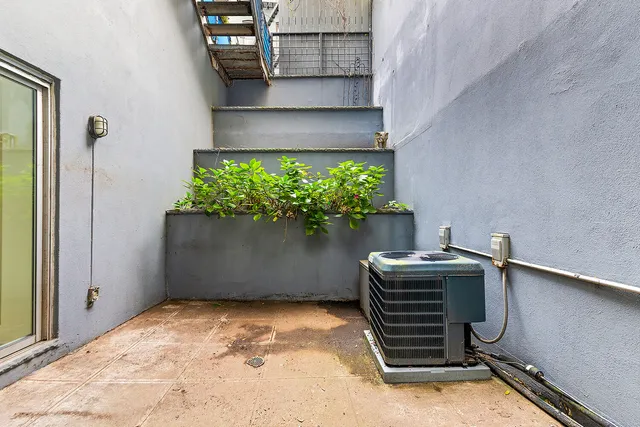 $899,000 | 231 16th Street, Unit 1A | Park Slope