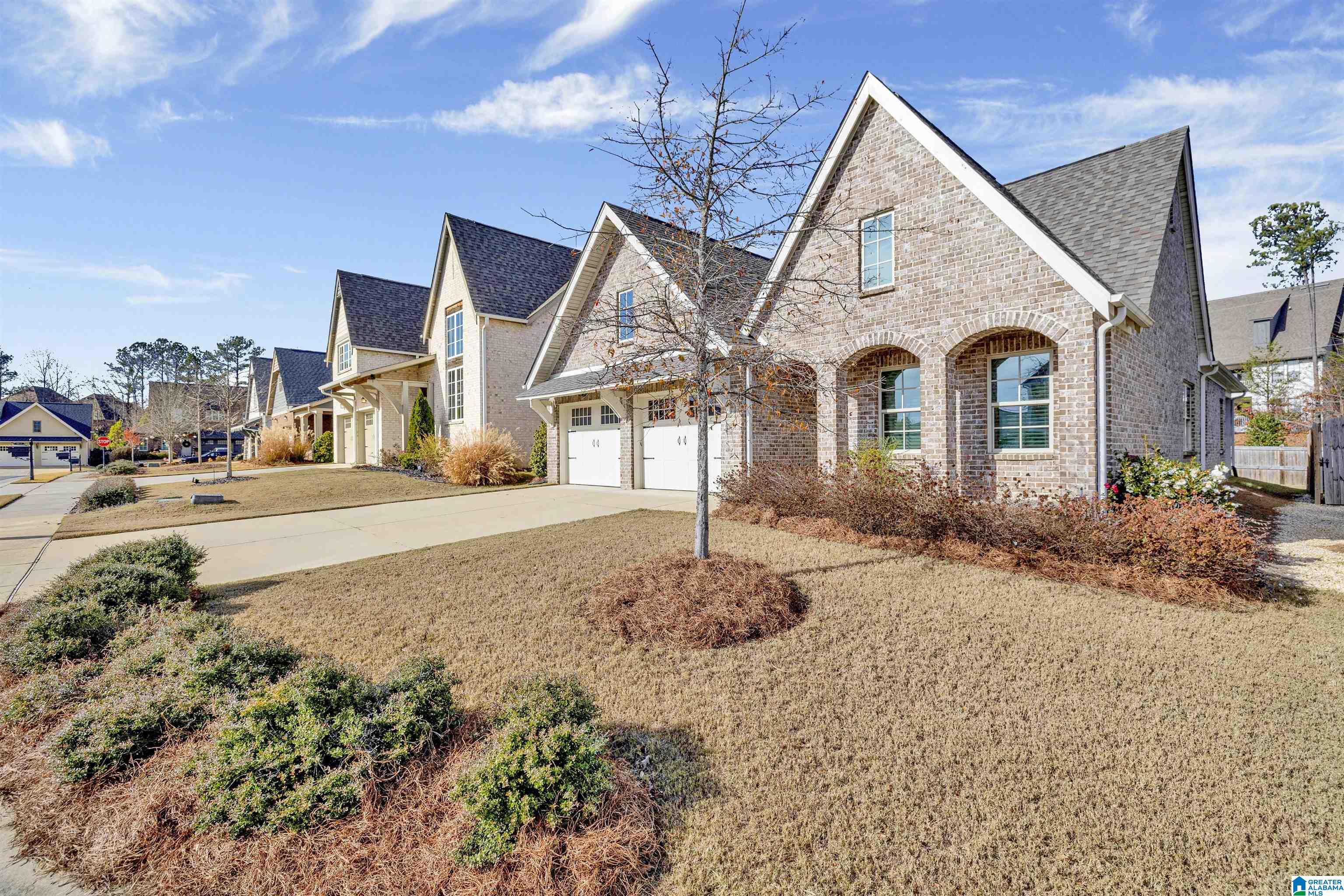 2162 Samuel Pass Birmingham, AL 35226 - Photo 4 of 35