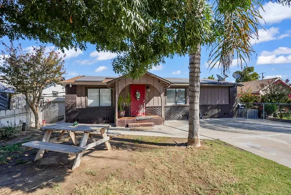 $379,950 | 921 Atlantic Drive, Modesto, CA 95358