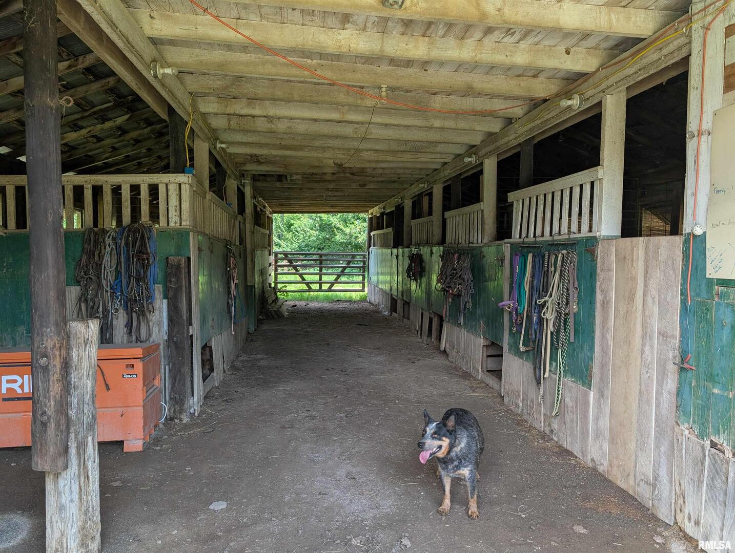 340 Dameron Lane Vienna, IL 62995 - Photo 13 of 46 a view of porch with seating space
