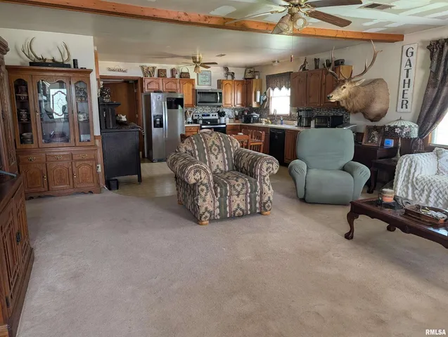 $299,000 | 340 Dameron Lane, Vienna, IL 62995