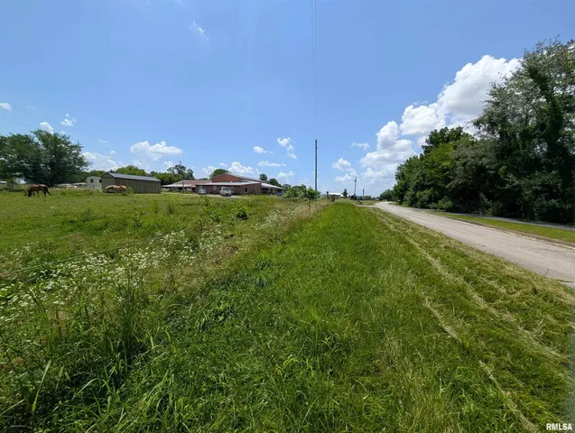 $299,000 | 340 Dameron Lane, Vienna, IL 62995