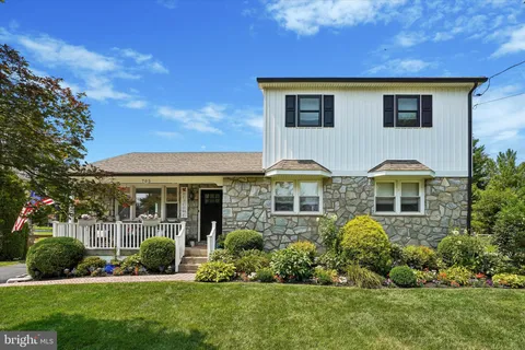 $590,000 | 705 Hollow Road, Phoenixville, PA 19460