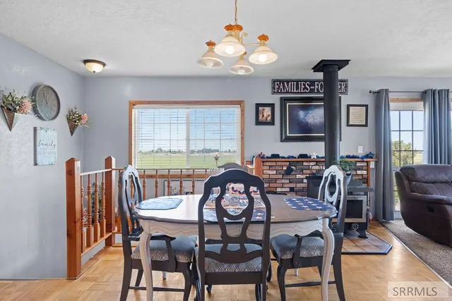 $550,000 | 1225 North 885 East, Shelley, ID 83274