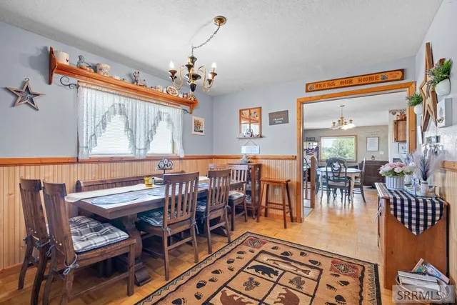 $550,000 | 1225 North 885 East, Shelley, ID 83274