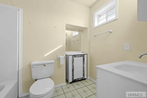 $540,000 | 1225 North 885 East, Shelley, ID 83274