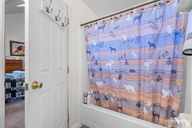 $550,000 | 1225 North 885 East, Shelley, ID 83274