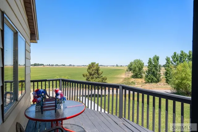 $550,000 | 1225 North 885 East, Shelley, ID 83274