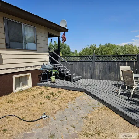 $540,000 | 1225 North 885 East, Shelley, ID 83274