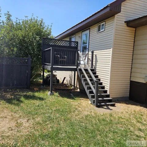 $550,000 | 1225 North 885 East, Shelley, ID 83274