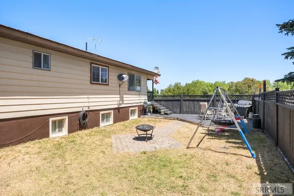 $540,000 | 1225 North 885 East, Shelley, ID 83274