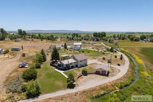 $550,000 | 1225 North 885 East, Shelley, ID 83274