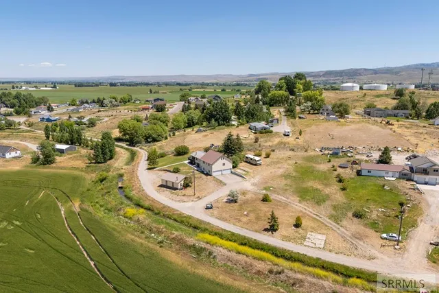 $550,000 | 1225 North 885 East, Shelley, ID 83274