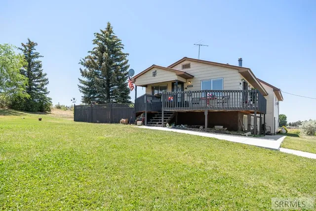 $550,000 | 1225 North 885 East, Shelley, ID 83274