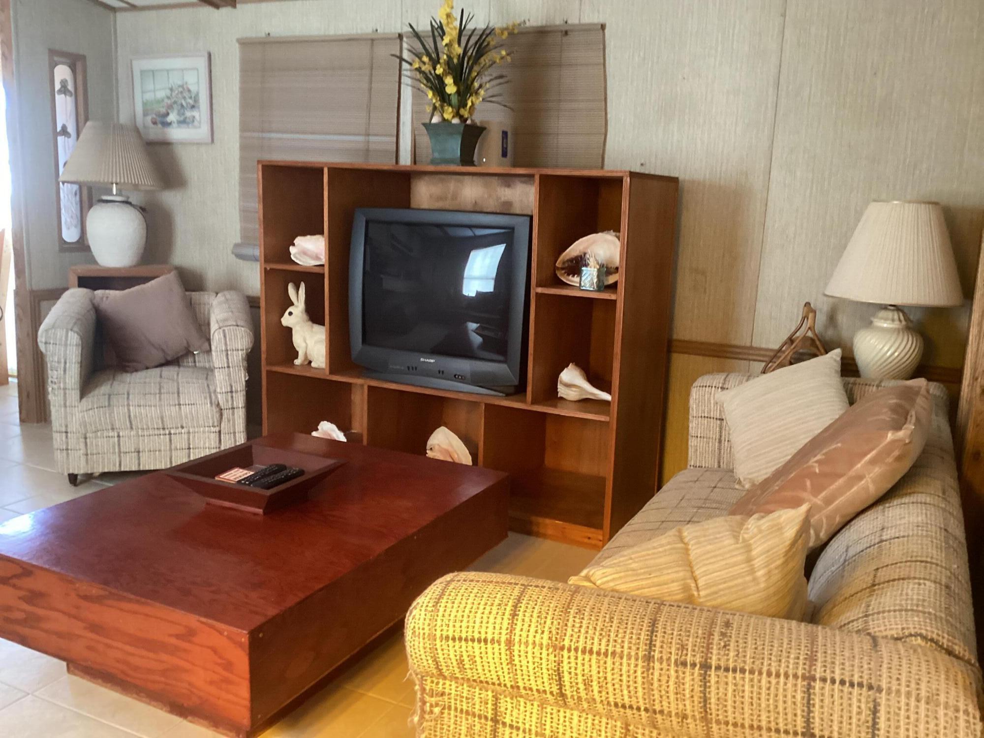 264 Mars Lane Key West, FL 33040 - Photo 8 of 19 IMG_6101