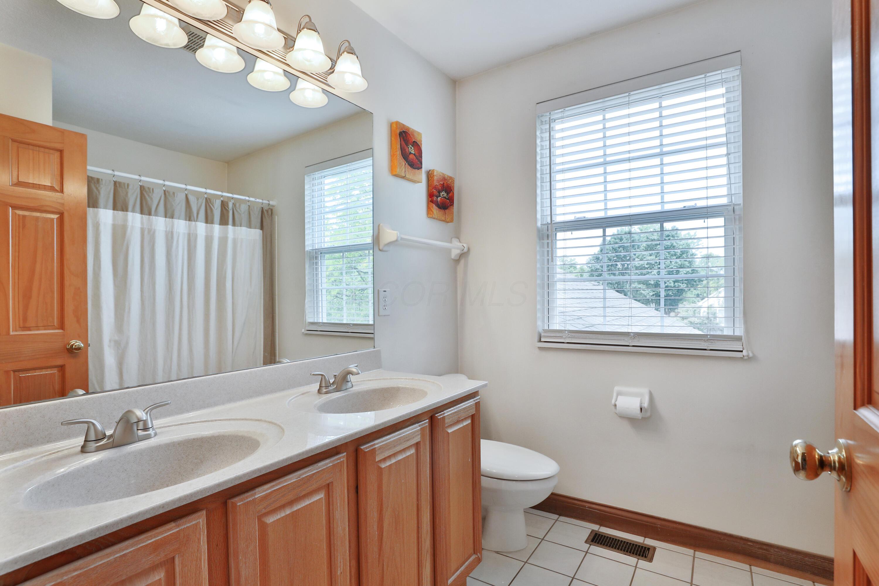 573 River Trace Road Westerville, OH 43081 - Photo 35 of 59