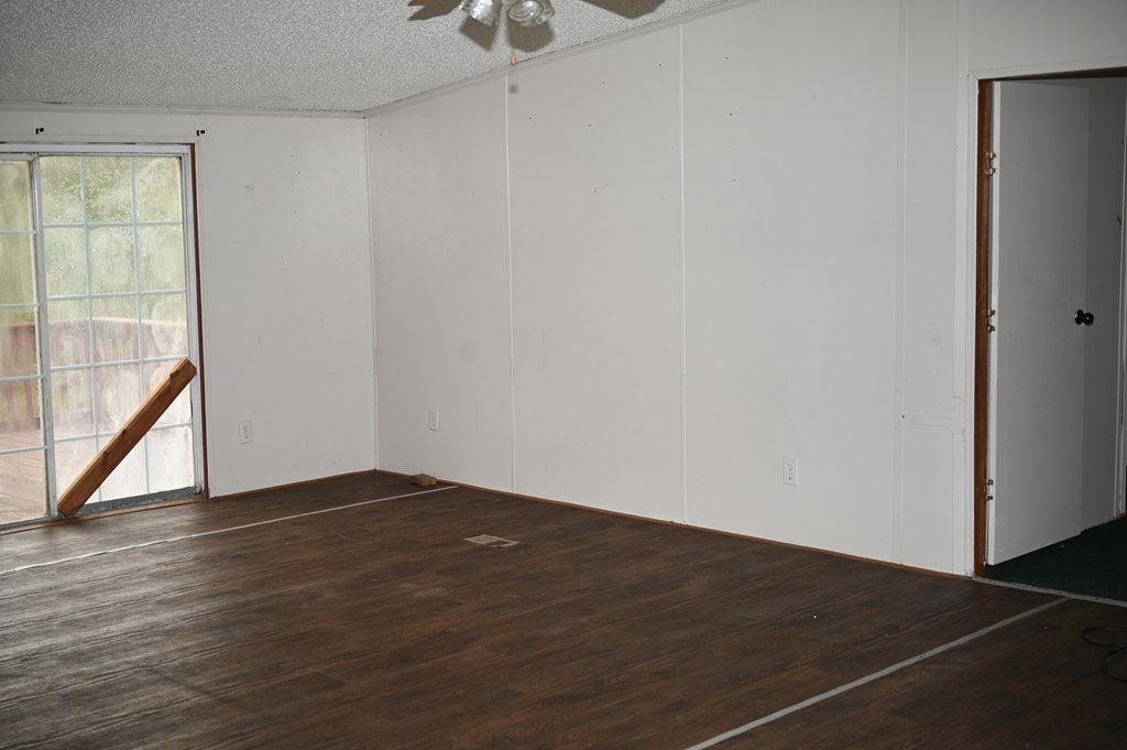 77 Arthur Newbern Road Adel, GA 31620 - Photo 5 of 18 Gallery Image 5