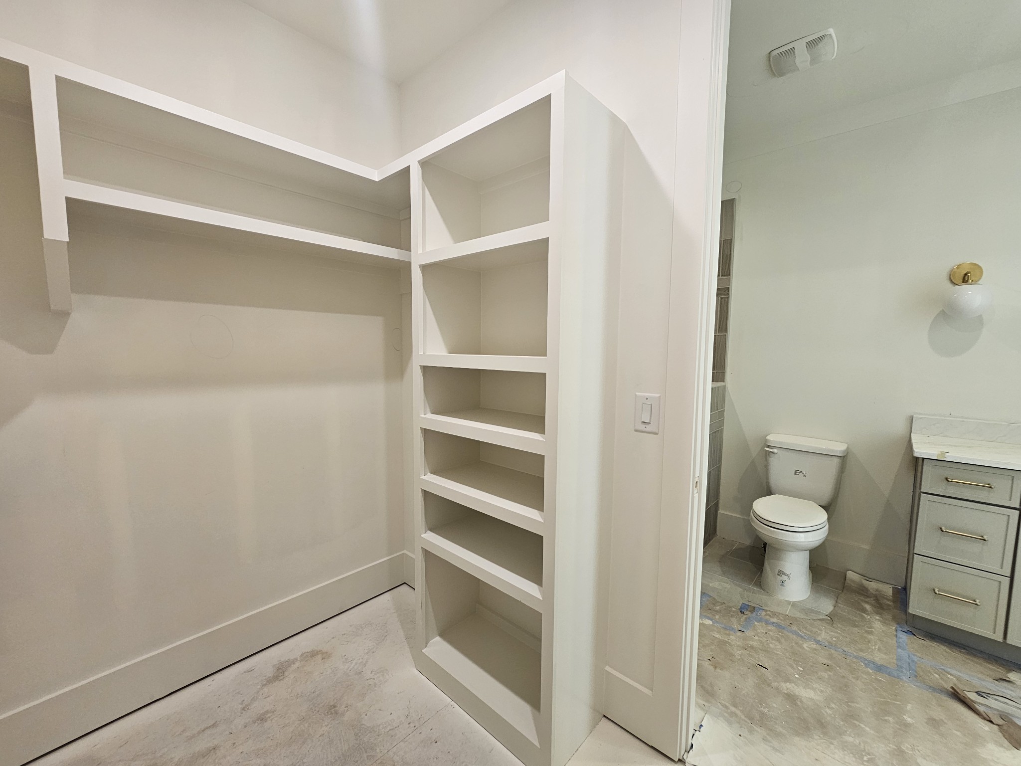 2962 Del Rio Pike Franklin, TN 37069 - Photo 48 of 69 a bathroom with a toilet and a shower