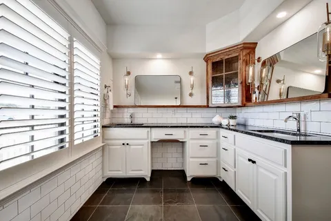 $1,395,000 | 148 Trail Master Circle, Driftwood, TX 78619