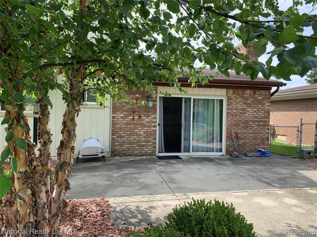 42252 Barchester Road Canton, MI 48187 - Photo 40 of 47