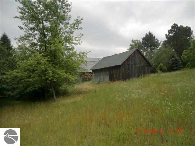 4068 Raymond Road Frankfort, MI 49635 - Photo 34 of 40