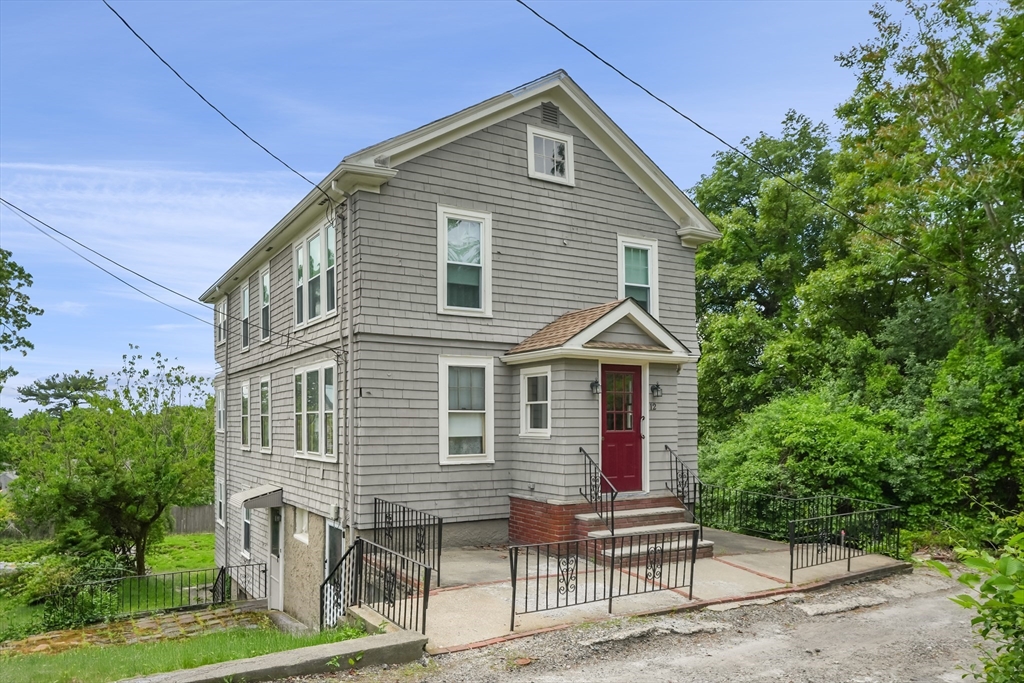 12 Bungalow Road Boston, MA 02132 - Photo 2 of 27