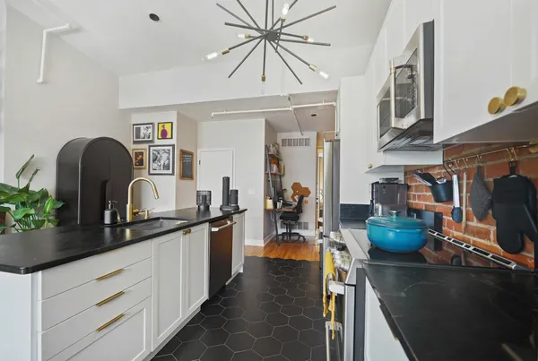 $625,000 | 120 West Washington Street, Unit D, Ann Arbor, MI 48104