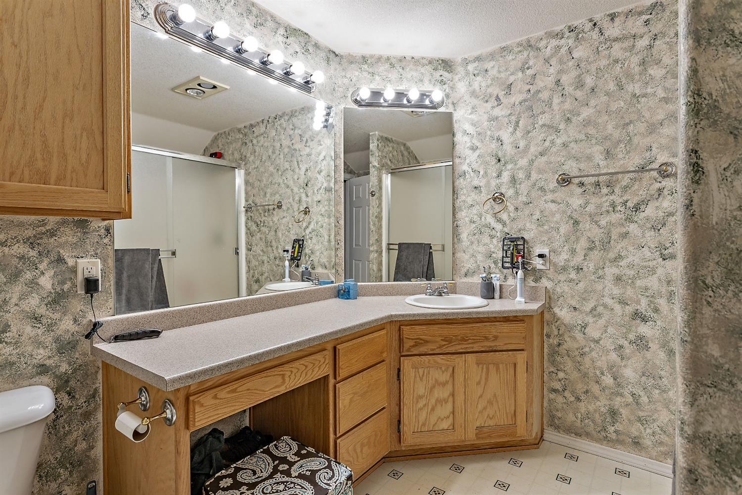 2659 Rabun Way Central Point, OR 97502 - Photo 12 of 17 Additional Photo