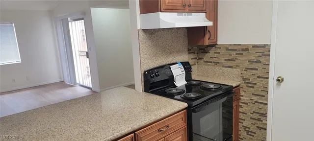 $1,550 | 5196 Golden Lane, Unit C, Las Vegas, NV 89119