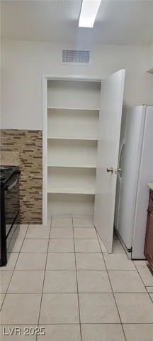 $1,550 | 5196 Golden Lane, Unit C, Las Vegas, NV 89119