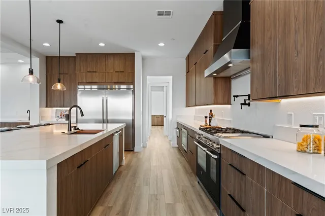 $1,444,808 | 328 Milan Street, Henderson, NV 89015