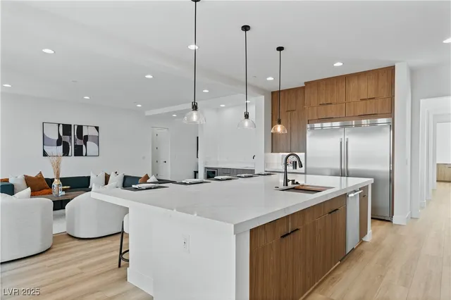 $1,444,808 | 328 Milan Street, Henderson, NV 89015