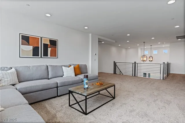 $1,444,808 | 328 Milan Street, Henderson, NV 89015