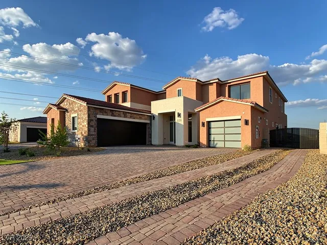 $1,444,808 | 328 Milan Street, Henderson, NV 89015