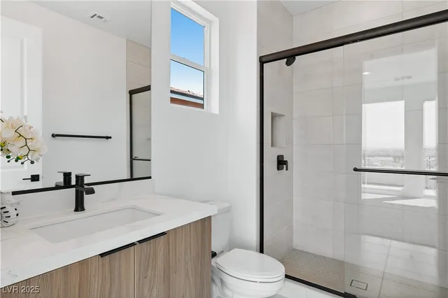 $1,444,808 | 328 Milan Street, Henderson, NV 89015