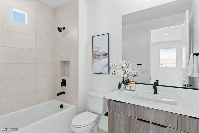 $1,444,808 | 328 Milan Street, Henderson, NV 89015