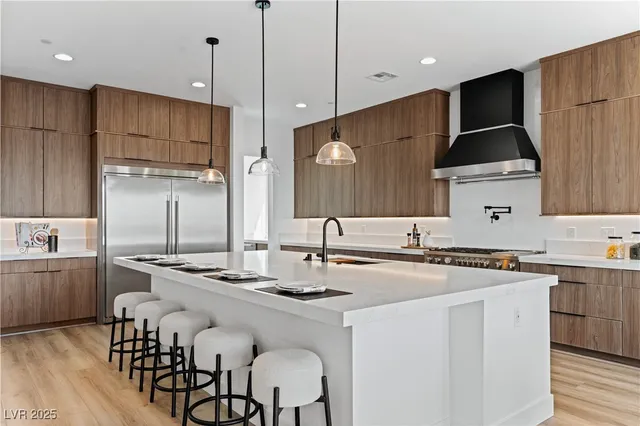 $1,444,808 | 328 Milan Street, Henderson, NV 89015