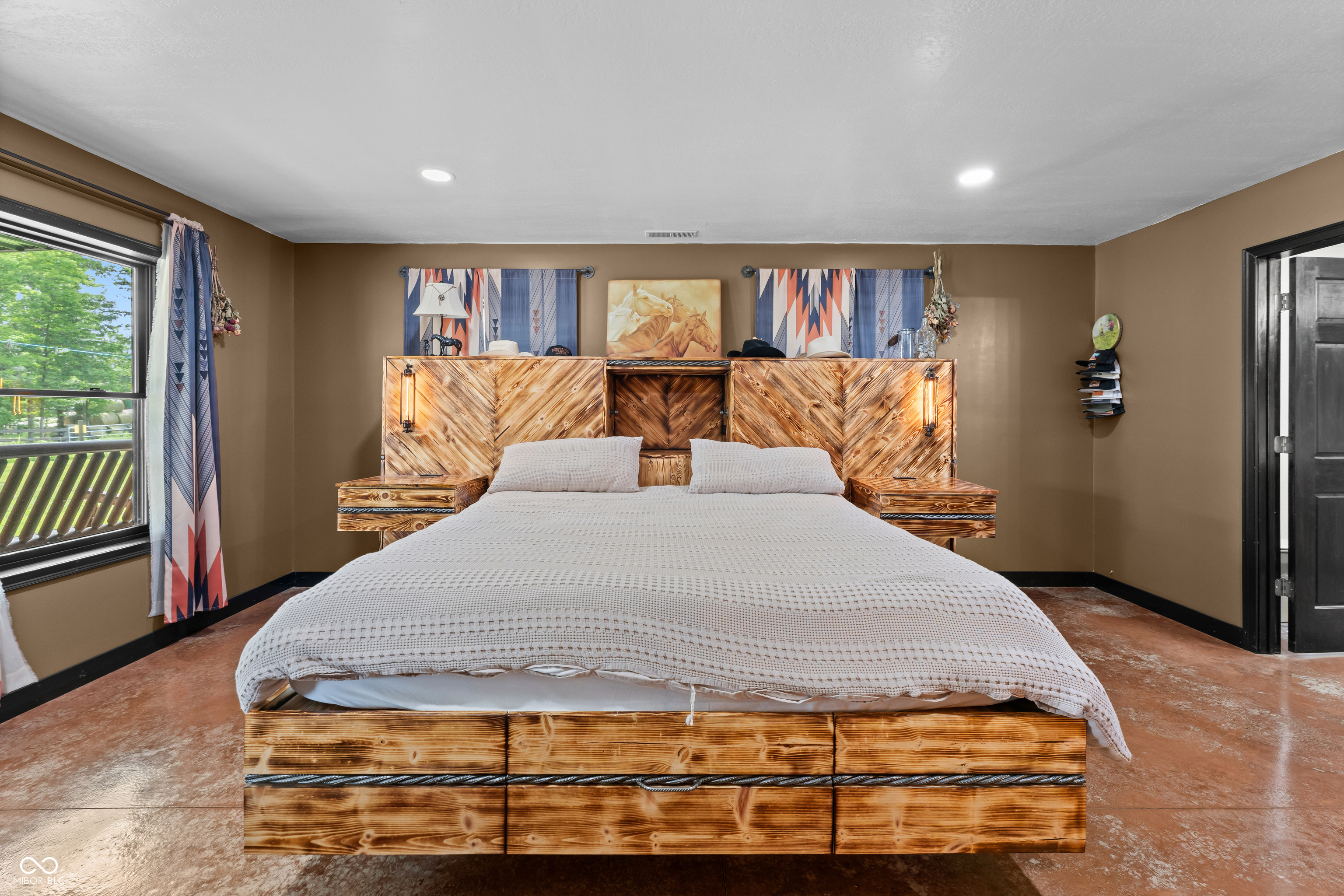 8513 East Green Acres Road Columbus, IN 47201 - Photo 21 of 51 Gallery Image 21