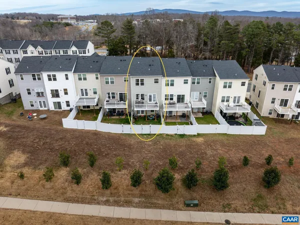 $399,900 | 2124 Elm Tree Court, Charlottesville, VA 22911