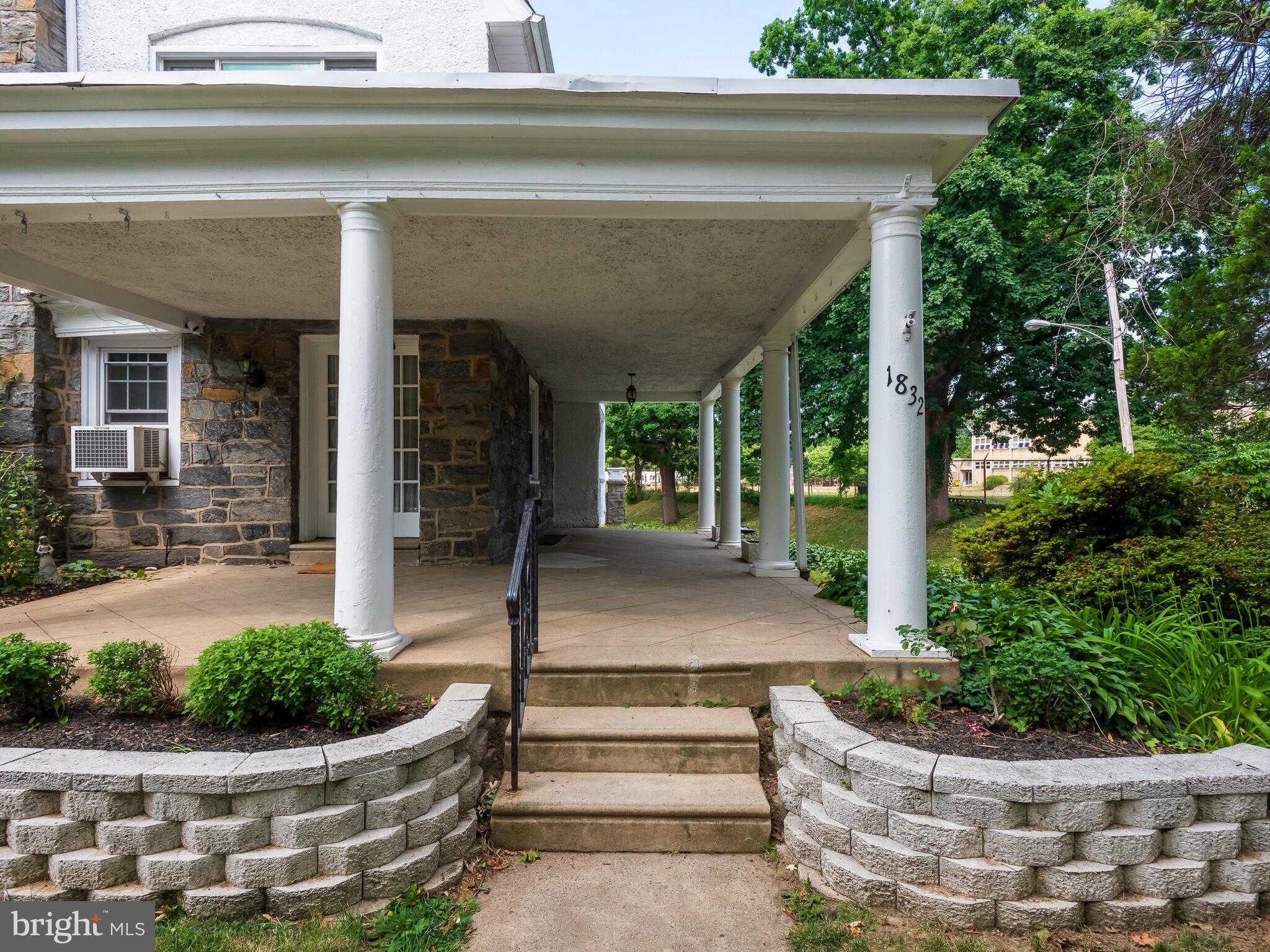 1832 Wynnewood Road Philadelphia, PA 19151 - Photo 4 of 33 Gallery Image 4
