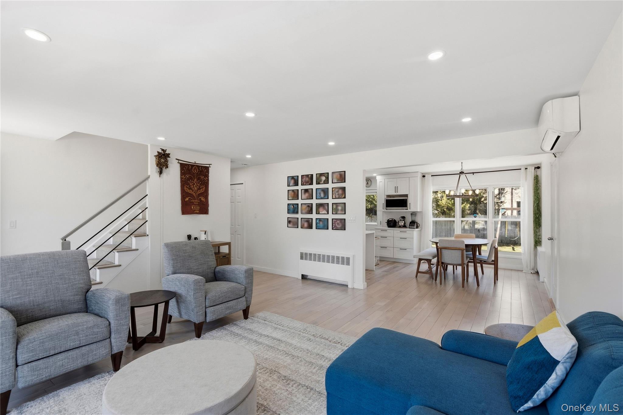 25 Leonard Road Syosset, NY 11791 - Photo 3 of 32